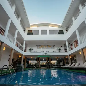 Hotel Runway, Piarco